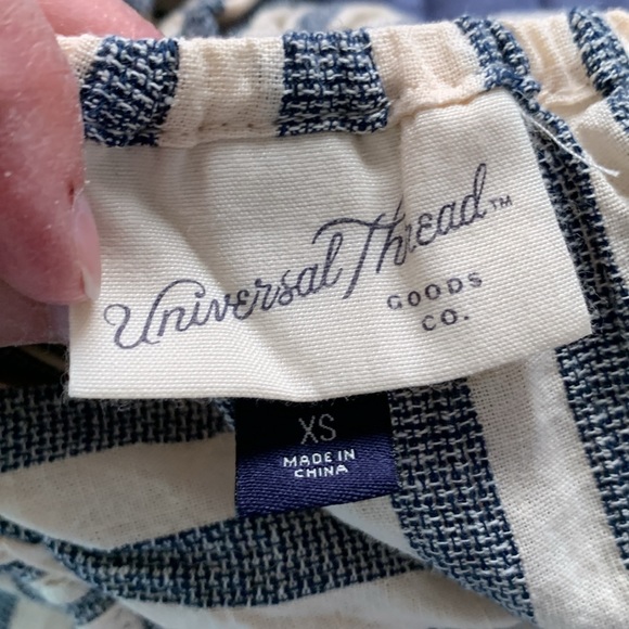 Universal Threads peasant Style Dress XS - Picture 3 of 3